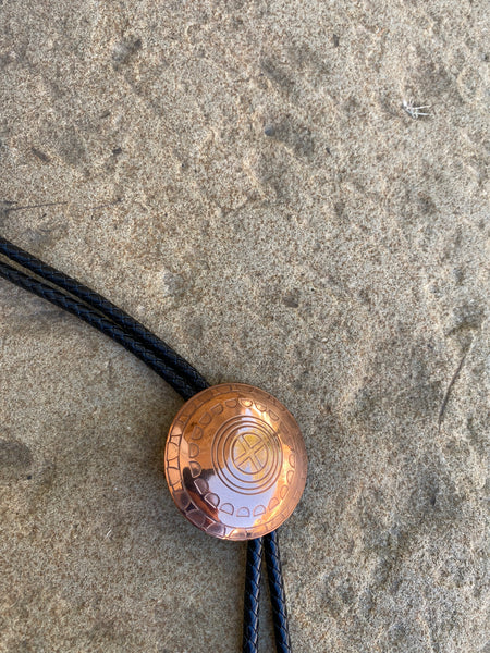 Etvlwv Bolo Tie