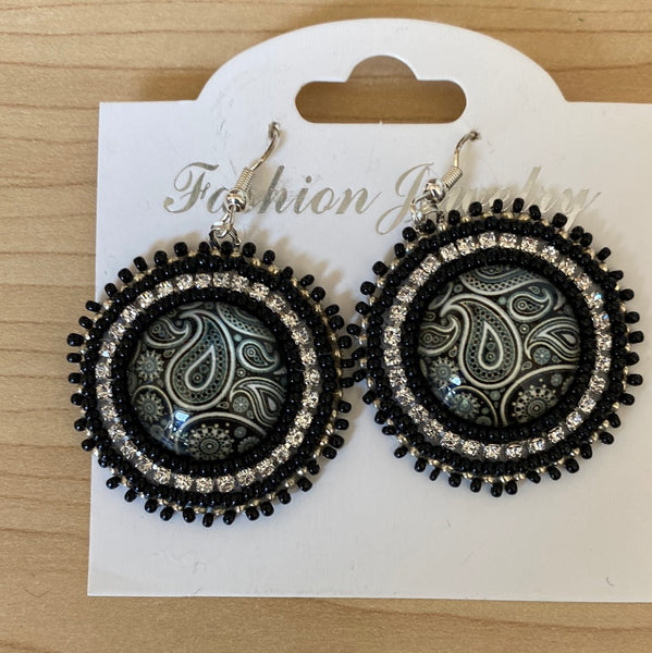 Black Paisley Cab Earrings